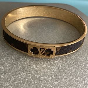 Bracelet cuff bangle initial nwot gold